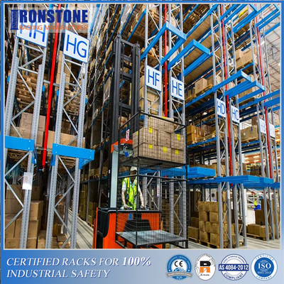 Qualité  Hot Sale Industrial Very Narrow Aisle Racking System for Warehouse Cargoes usine